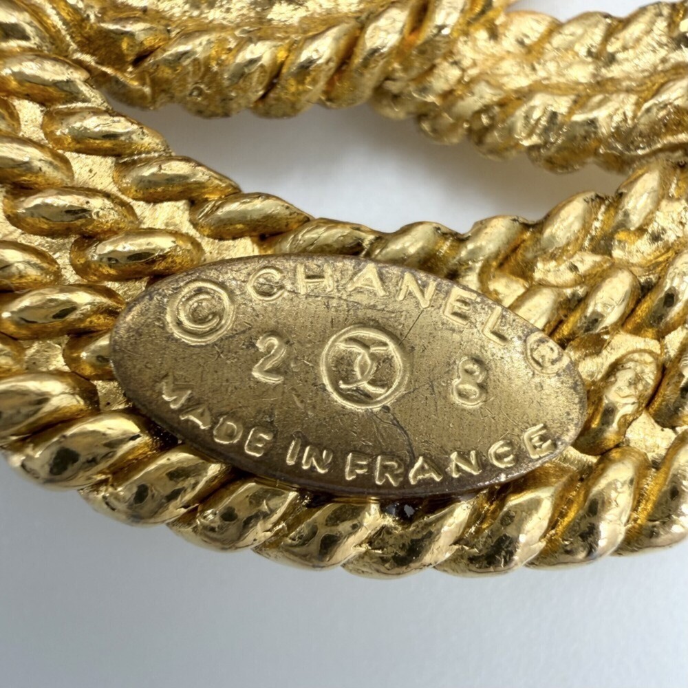 CHANEL Brooch - Picture 4 of 10